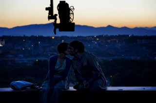 Ti ricordi di me?: Ambra Angiolini bacia Edoardo Leo sul set del film