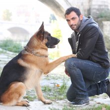 Rex 7 Francesco Arca Con Rex In Una Foto Promozionale Della Serie 302864