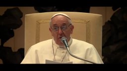 Trailer - Francesco da Buenos Aires - La rivoluzione dell'uguaglianza