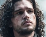Il Trono di Spade, Kit Harington: 'Per baciare Sophie Turner sono dovuto salire su una cassetta di mele'