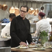 Mom: French Stewart nel pilot della serie