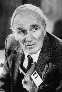 Una foto di Desmond Llewelyn