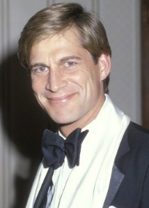 Una foto di Simon MacCorkindale