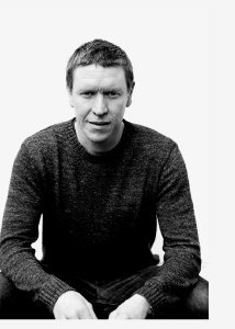 Una foto di Sam Spruell