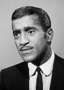 Una foto di Sammy Davis Jr.