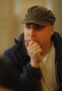 Una foto di Scott Z. Burns