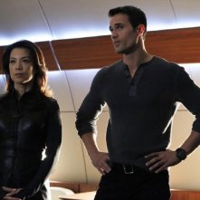 Agents of S.H.I.E.L.D.: Ming-Na Wen e Brett Dalton in un momento dell'episodio End of the Beginning