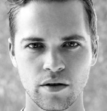 Una foto di Alexander Calvert