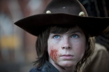 The Walking Dead: un primo piano di Chandler Riggs nell'episodio A