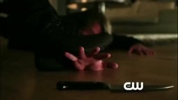 Trailer - Arrow - 1x18 Salvation