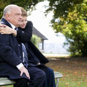 Un matrimonio da favola: Andrea Osvart e Teco Celio in una tenera immagine del film