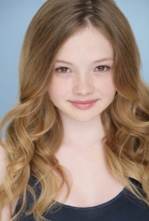 Una foto di Natalie Alyn Lind