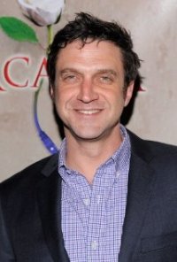 Una foto di Raúl Esparza