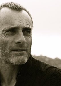 Una foto di Timothy V. Murphy