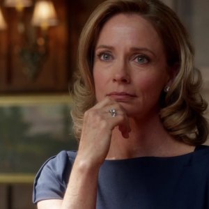 Arrow: Susanna Thompson nell'episodio Vendetta