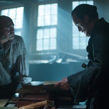 Black Sails: Toby Stephens e Mark Ryan nell'ottavo episodio della prima stagione