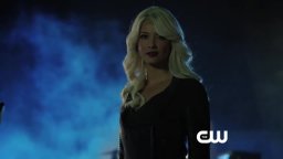 Trailer - Arrow - 2x02 Identity