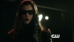 Trailer - Arrrow 2x17 Birds of Prey