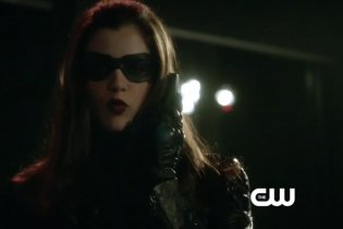 Trailer - Arrrow 2x17 Birds of Prey
