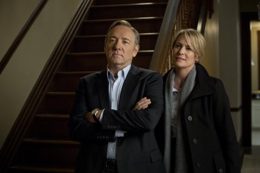 House of Cards: Robin Wright insieme a Kevin Spacey in una scena della serie
