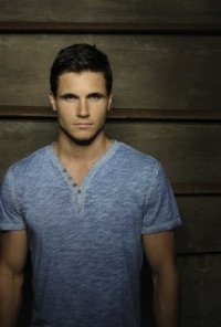 Una foto di Robbie Amell