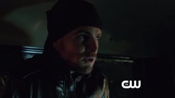 Trailer - Arrow 2x19 The Man Under the Hood