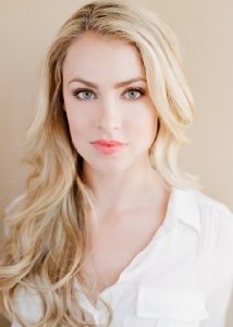 Una foto di Amanda Schull