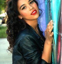 Una foto di Alexandra Shipp