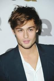 Una foto di Douglas Booth