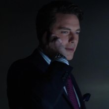 Arrow: John Barrowman in una scena dell'episodio La prova, prima stagione