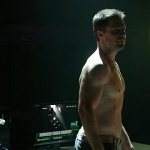 Arrow: Stephen Amell nell'episodio La prova, prima stagione
