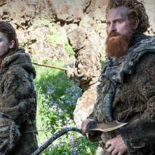 Il trono di spade: Rose Leslie e Kristofer Hivju nell'episodio Two Swords