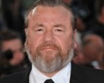 Ray Winstone nel remake di Point Break