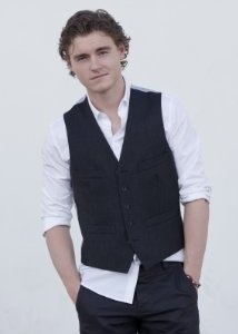 Una foto di Callan McAuliffe