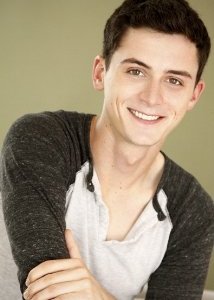 Una foto di Miles Wood