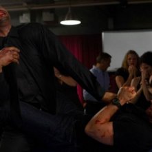 Banshee: Antony Starr in una scena d'azione dell'episodio Meet the New Boss