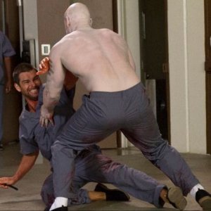 Banshee: Antony Starr in una scena d'azione dell'episodio Wicks, della prima stagione
