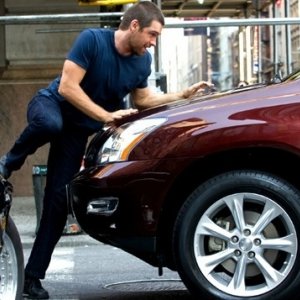 Banshee: Antony Starr nell'episodio pilota della prima stagione della serie