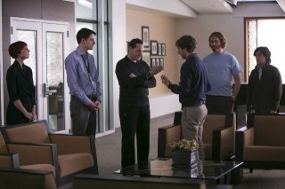 Silicon Valley: Matt Ross, Jill E. Alexander, Zach Woods, T.J. Miller, Thomas Middleditch e Josh Brener in una scena