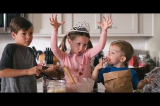 Trailer - Moms' Night Out