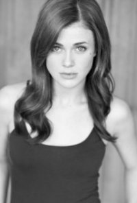 Locandina di Melissa Roxburgh