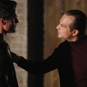 Agents of S.H.I.E.L.D.: Bill Paxton con Brett Dalton nell'episodio Providence