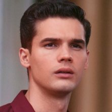 Magic City: Steven Strait in una scena della serie