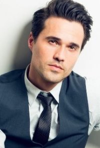 Una foto di Brett Dalton