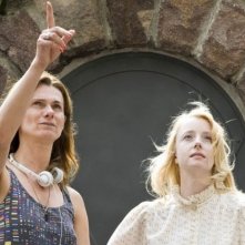 Controra: Fiona Glascott sul set del film con la regista Rossella De Venuto