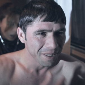 Terra di transito: un'immagine tratta dal documentario incentrato sugli immigrati richiedenti asilo politico