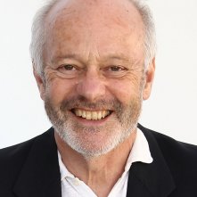 Michael Radford, regista di 1984 e premio Oscar per Il postino, in una foto promozionale