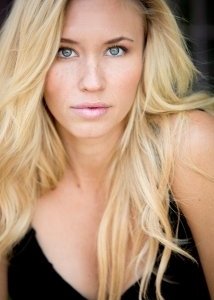 Una foto di Aqueela Zoll