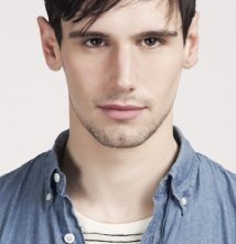 Una foto di Cory Michael Smith