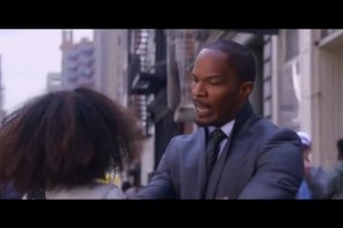 International Trailer - Annie